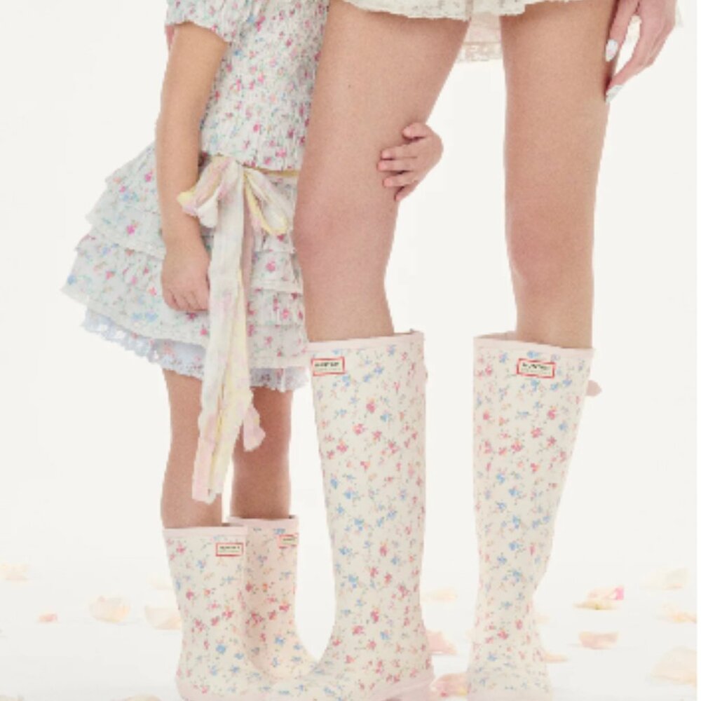 Hunter x LoveShackFancy Sunrise Patchwork Floral Tall Rain Boots Pink Size 6